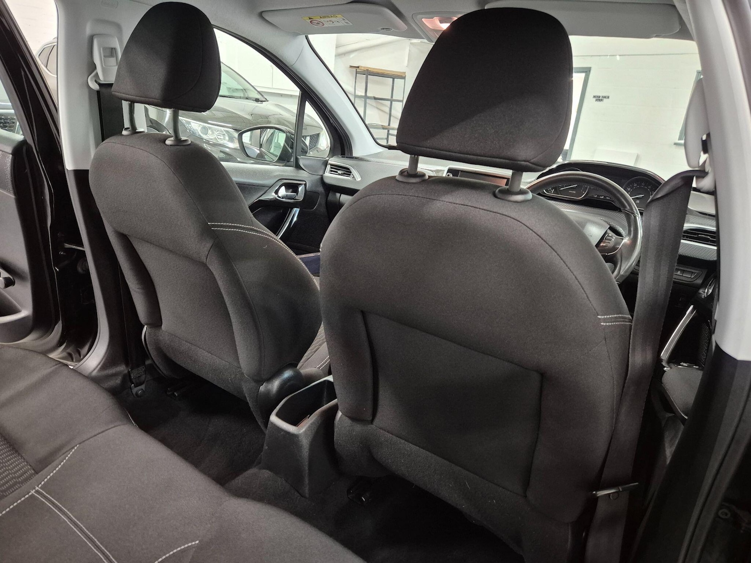 Used Peugeot 208 2016 for sale - 77424704: Photo 33