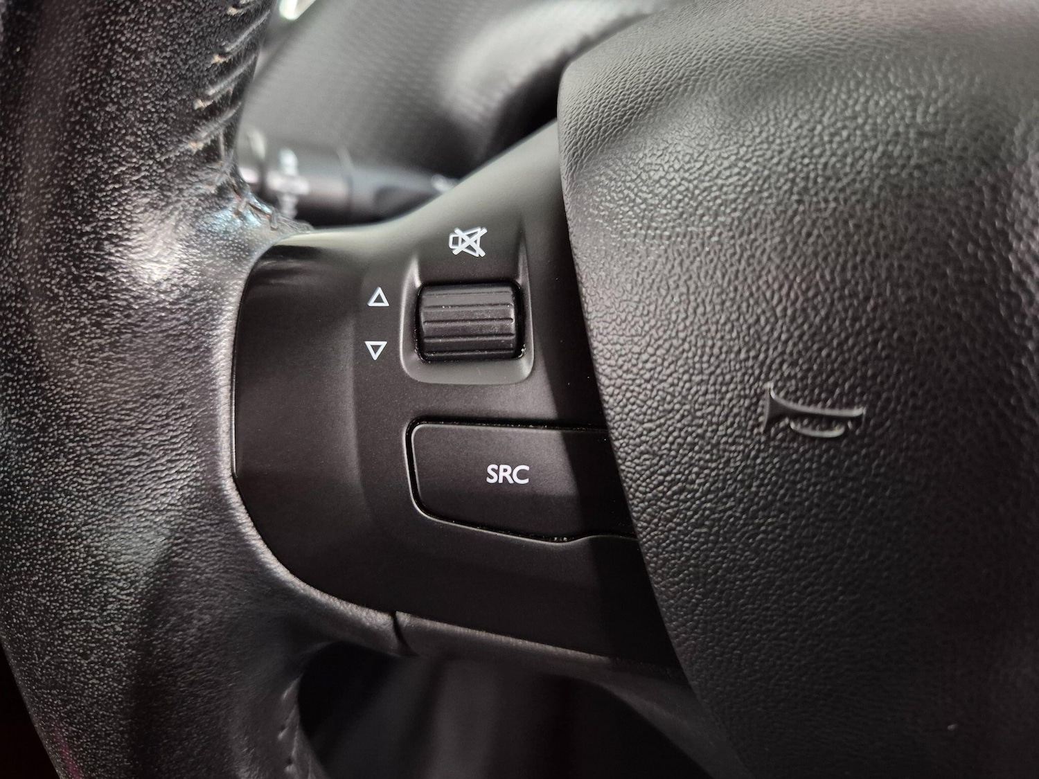 Used Peugeot 208 2016 for sale - 77424704: Photo 58