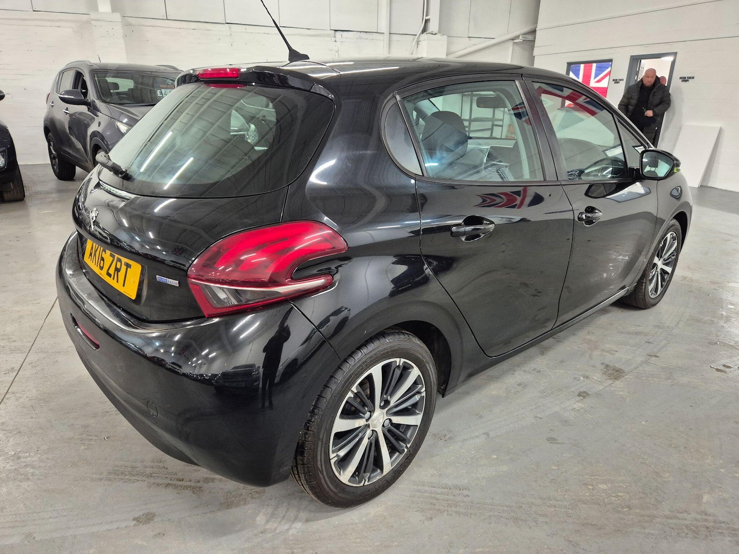 Used Peugeot 208 2016 for sale - 77424704: Photo 9
