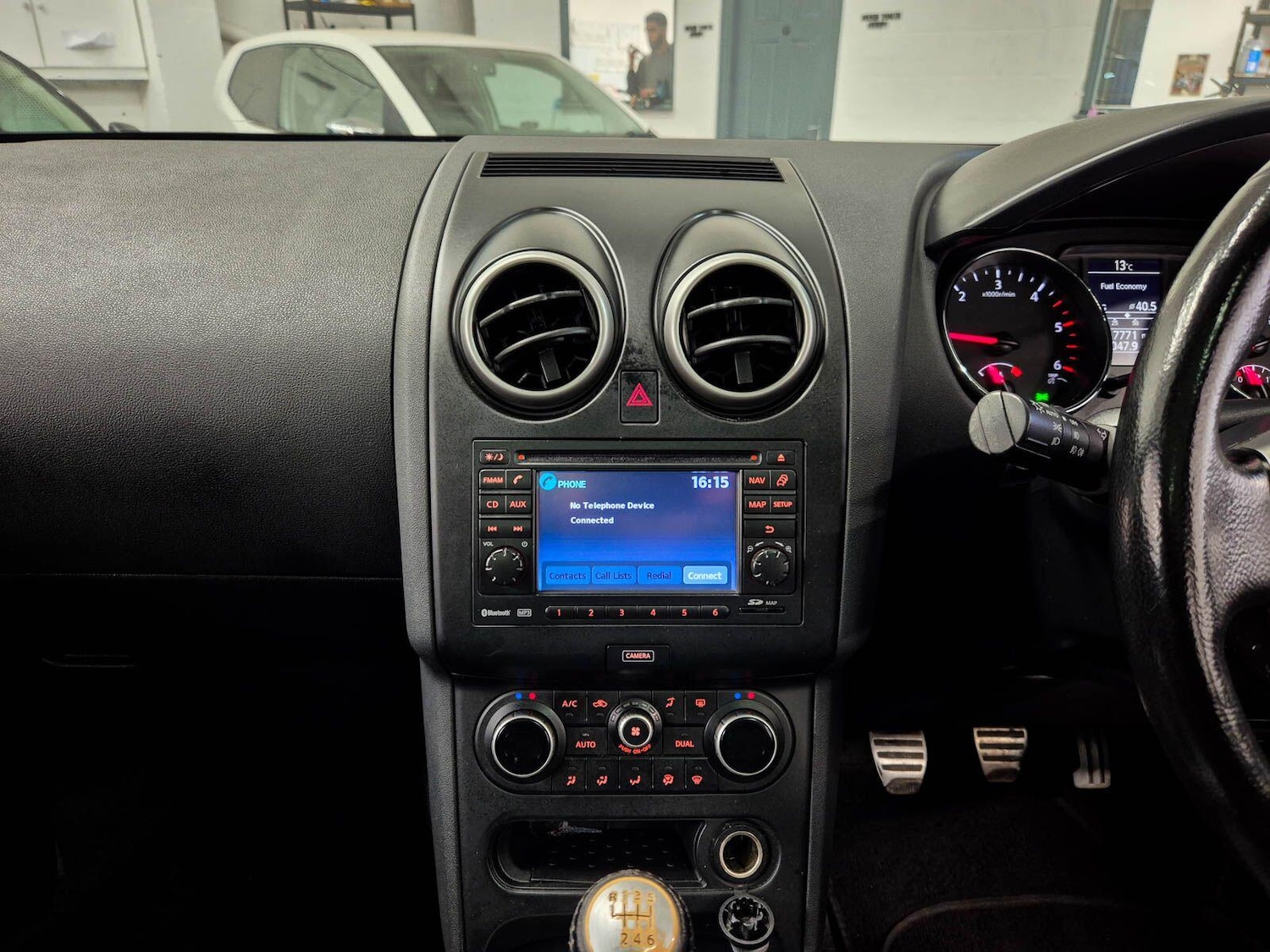 Used Nissan Qashqai 2012 for sale - 77892358: Photo 10