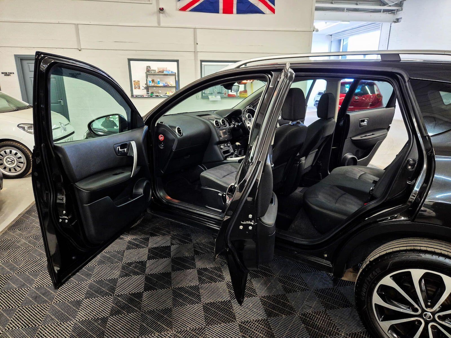 Used Nissan Qashqai 2012 for sale - 77892358: Photo 7