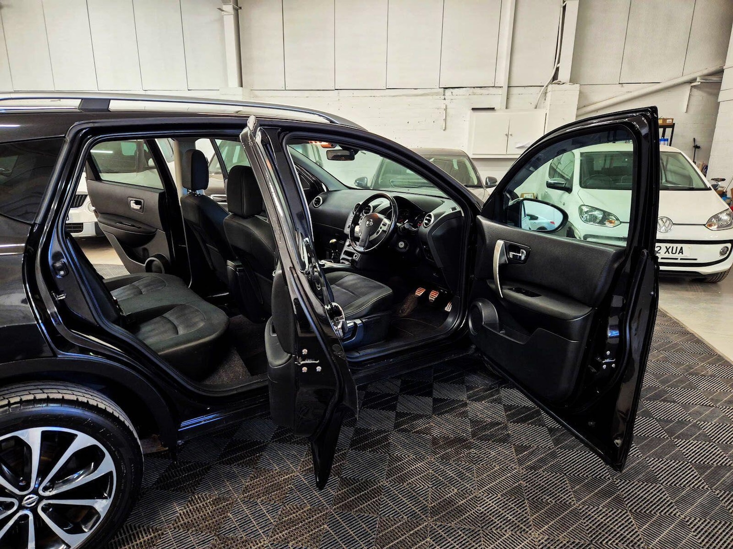 Used Nissan Qashqai 2012 for sale - 77892358: Photo 8