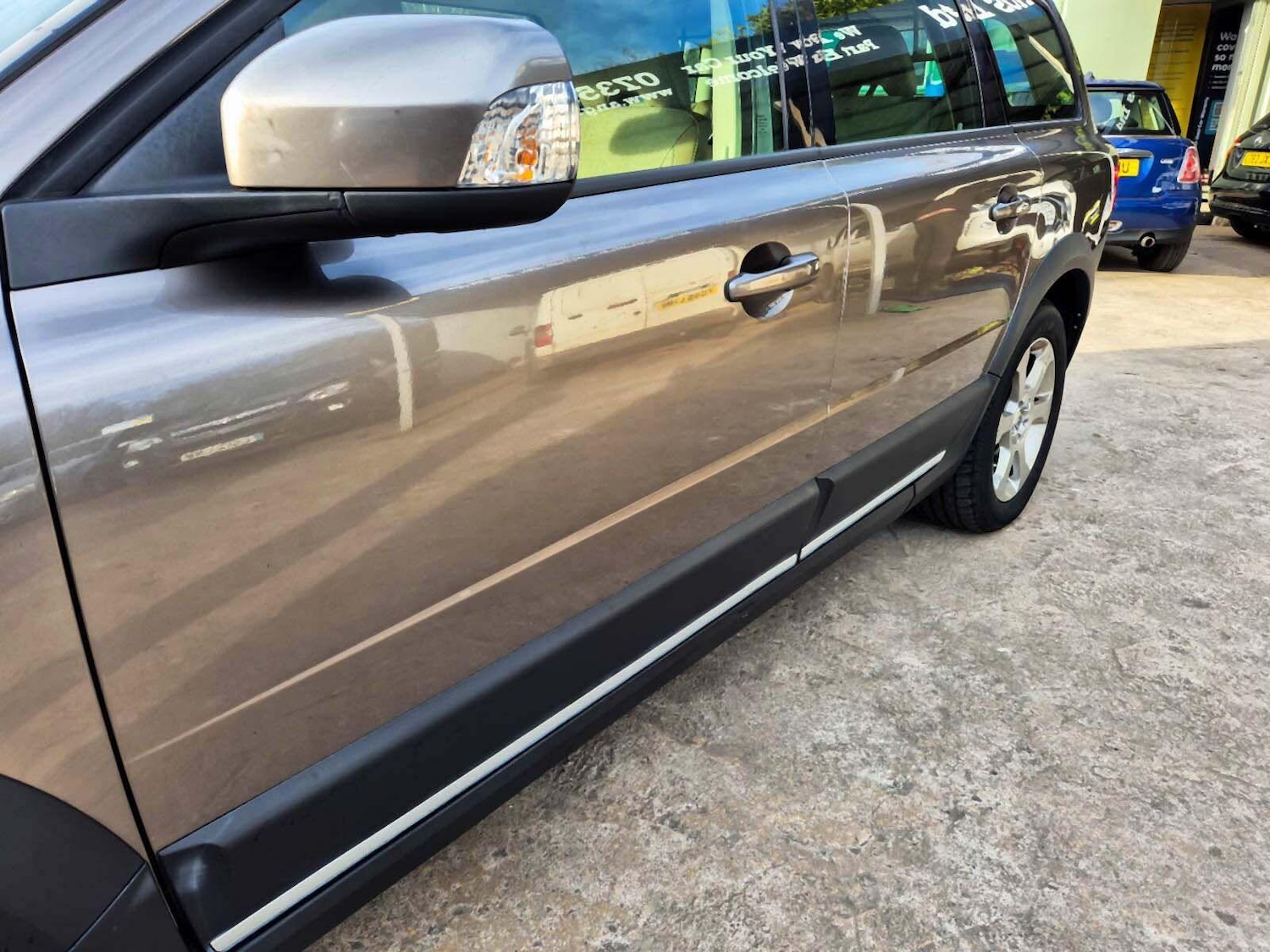 Used Volvo XC70 2009 for sale - 76095147: Photo 12