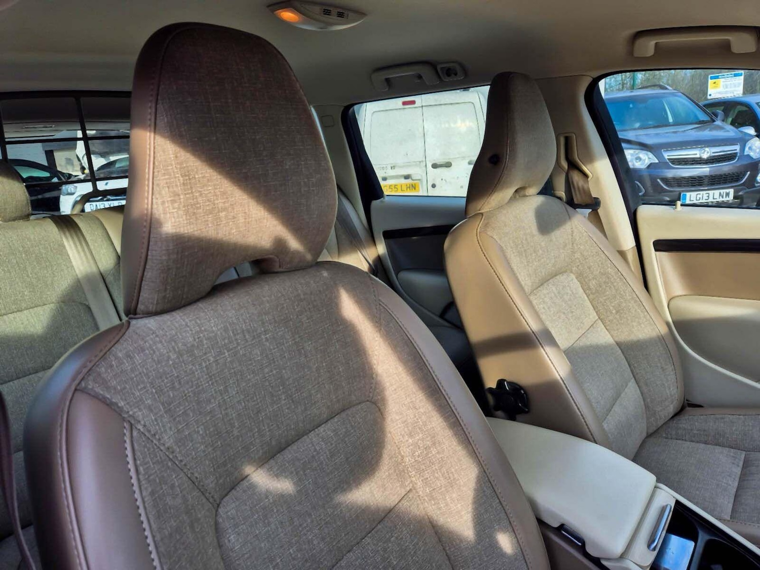 Used Volvo XC70 2009 for sale - 76095147: Photo 24
