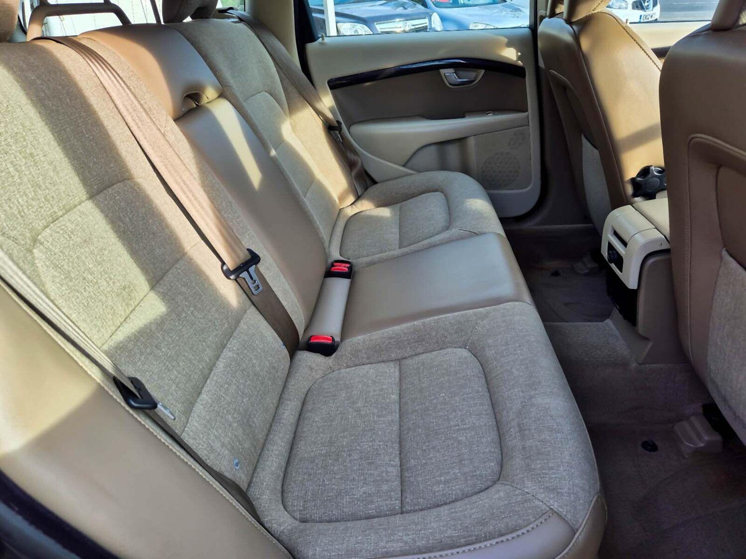 Used Volvo XC70 2009 for sale - 76095147: Photo 32