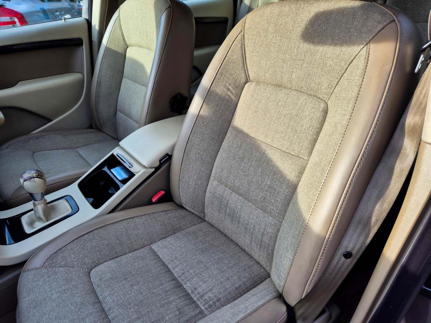 Used Volvo XC70 2009 for sale - 76095147: Photo 42