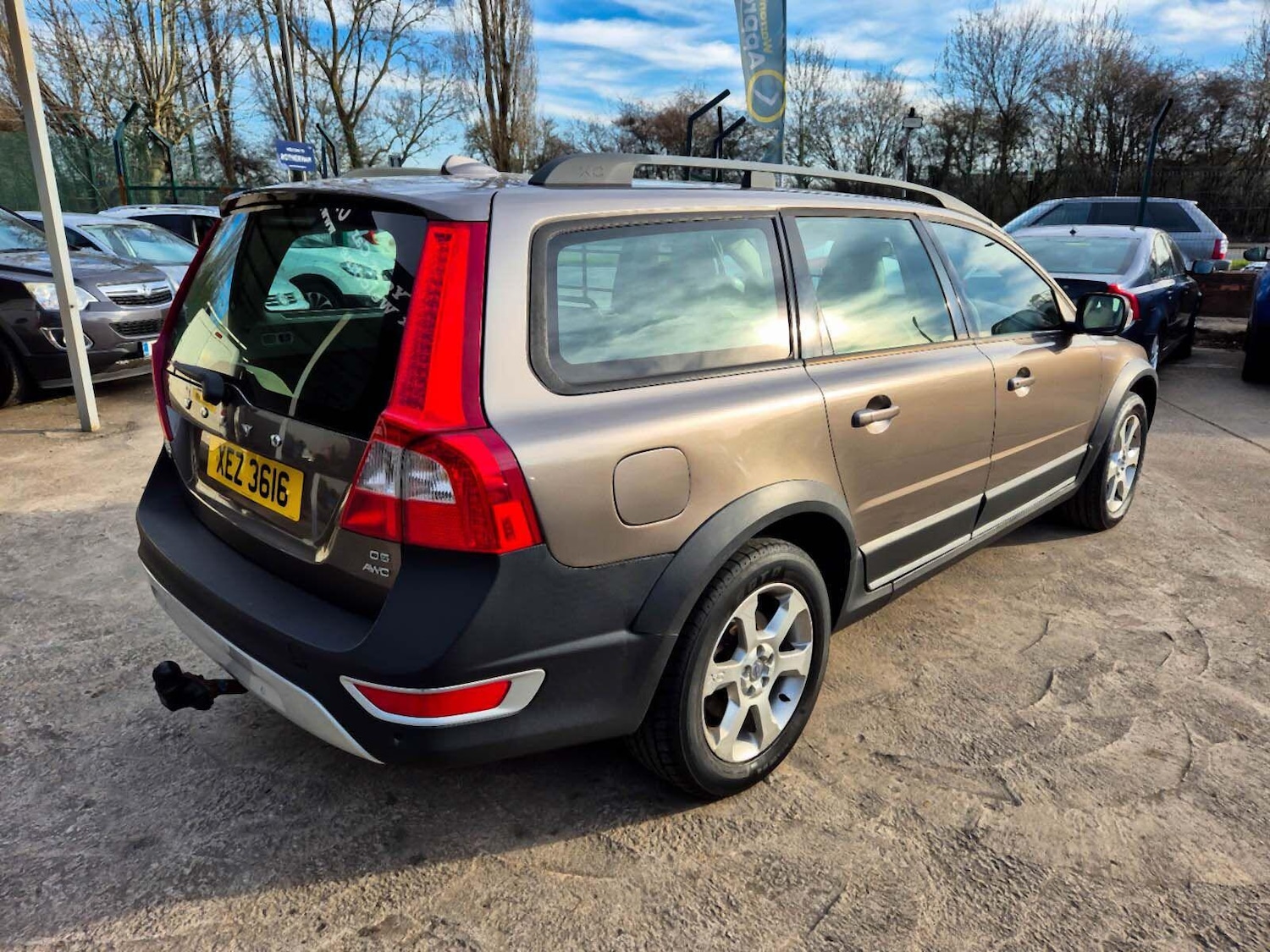 Used Volvo XC70 2009 for sale - 76095147: Photo 9