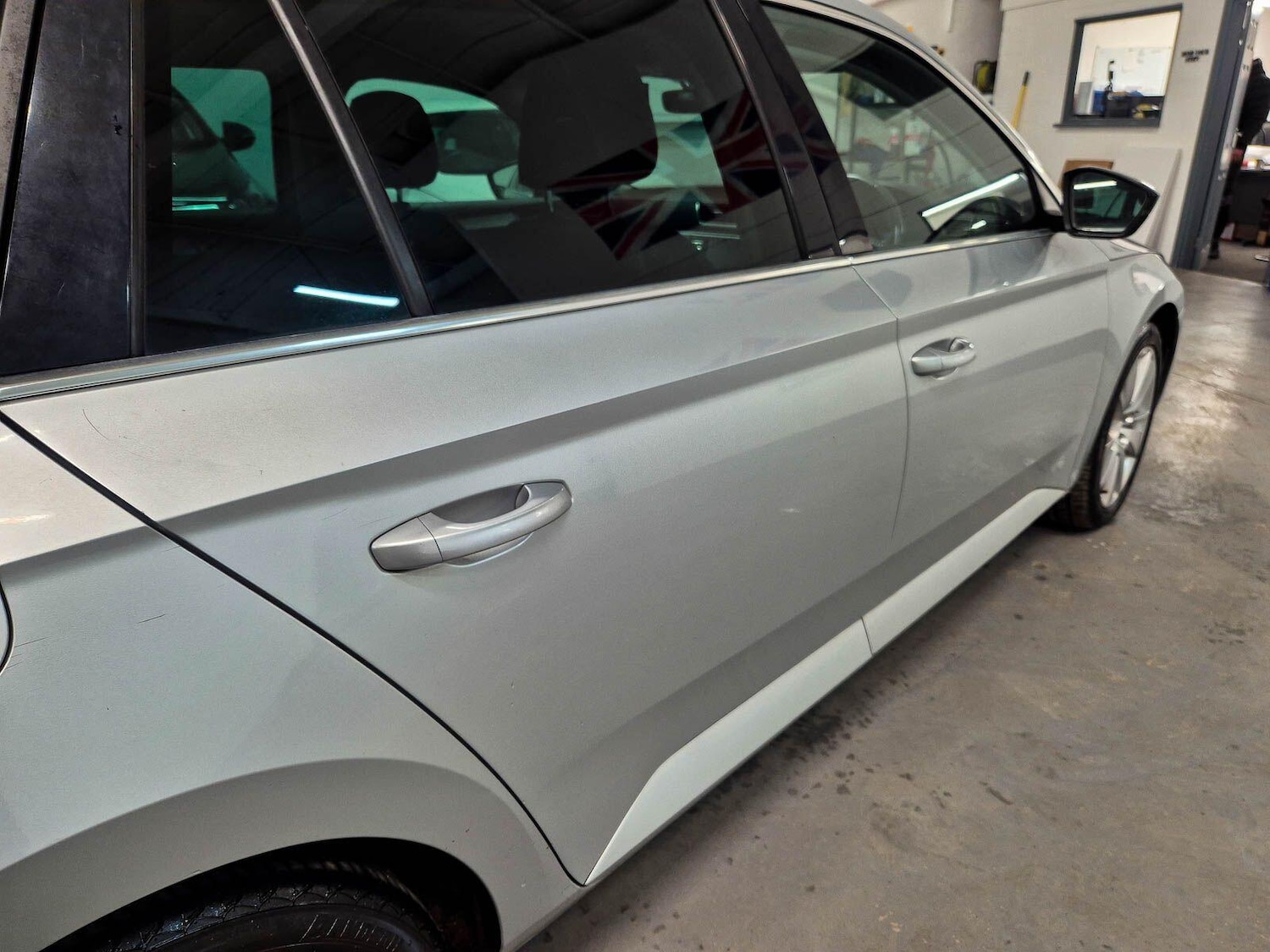 Used Skoda Superb 2015 for sale - 77040949: Photo 12