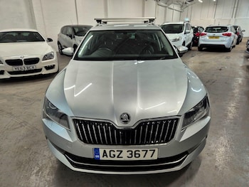 Used Skoda Superb 2015 for sale - 77040949: Photo