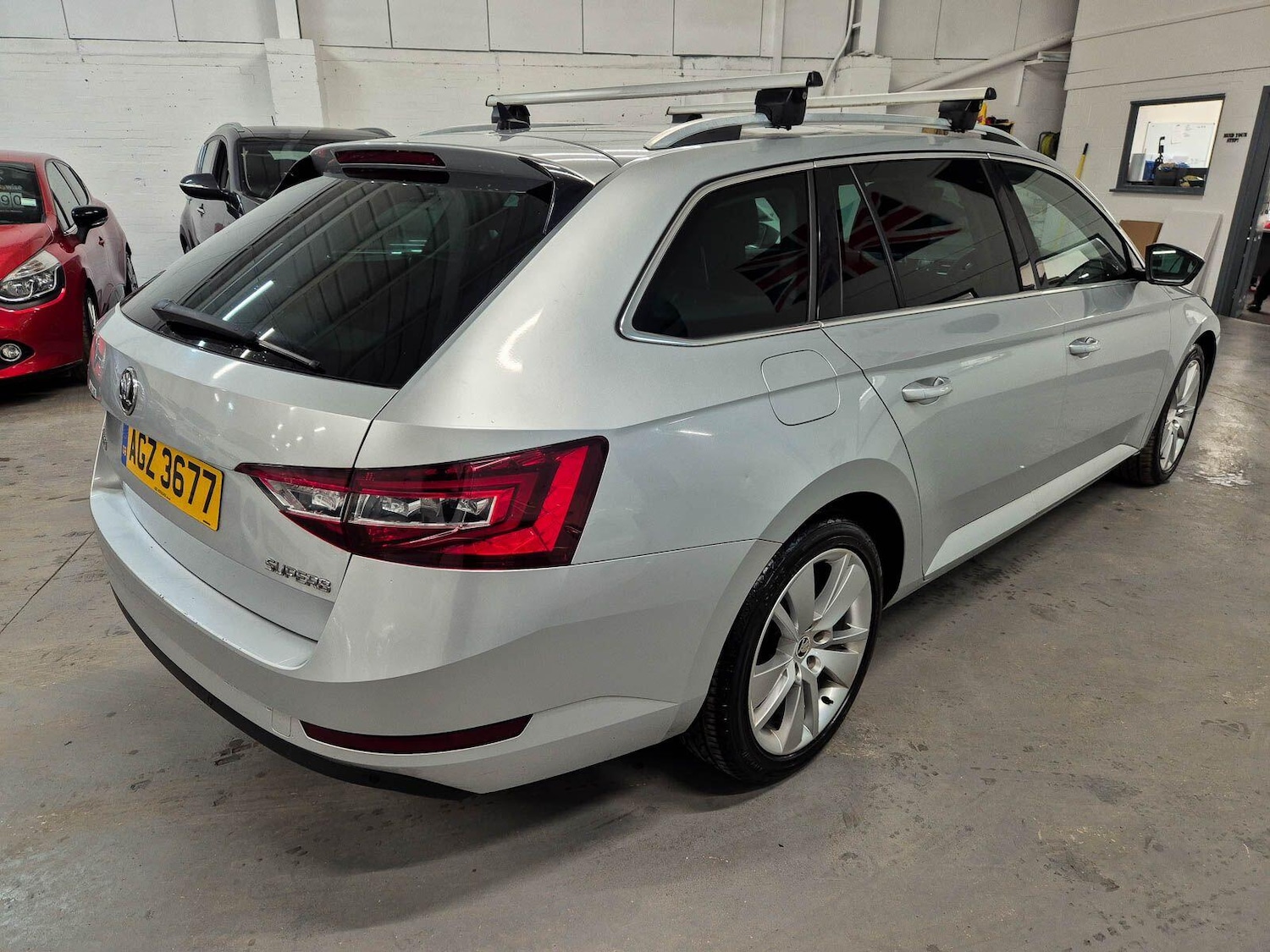 Used Skoda Superb 2015 for sale - 77040949: Photo 6