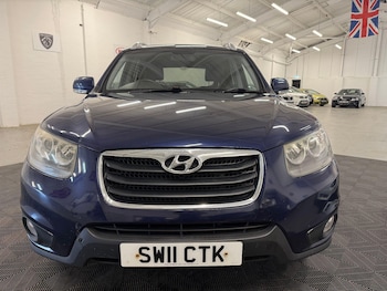 Used Hyundai Santa Fe 2011 for sale - 79600907: Photo