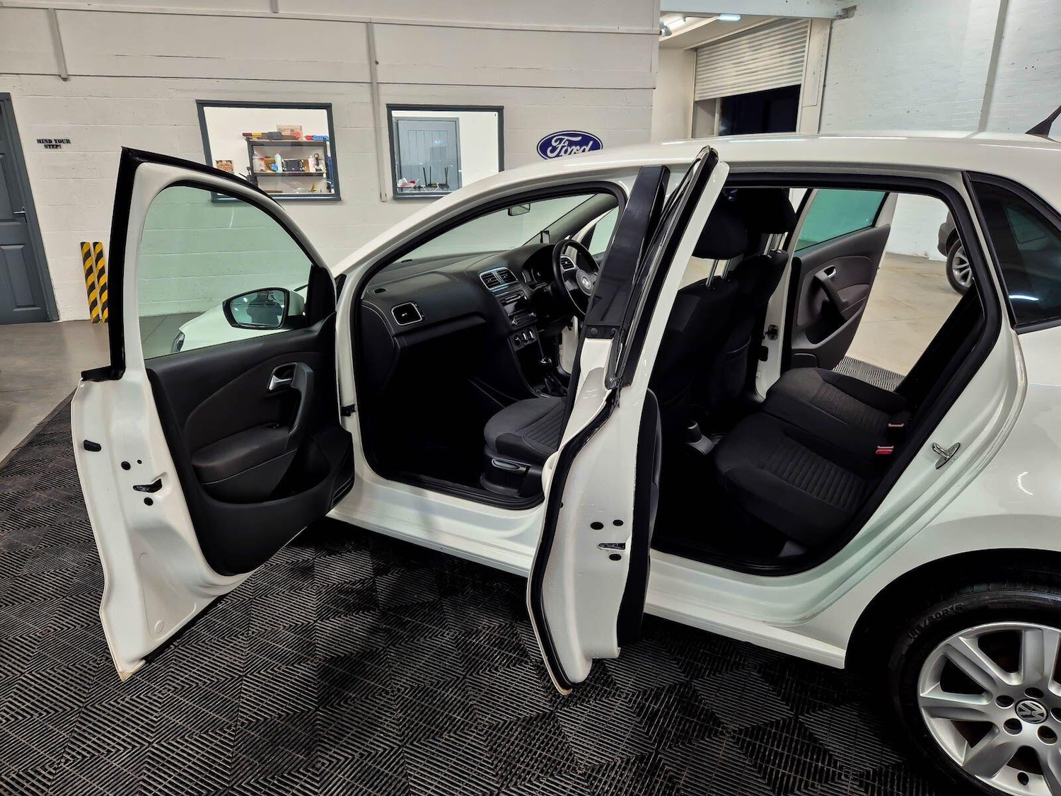 Used Volkswagen Polo for sale - 77549719: Photo 29