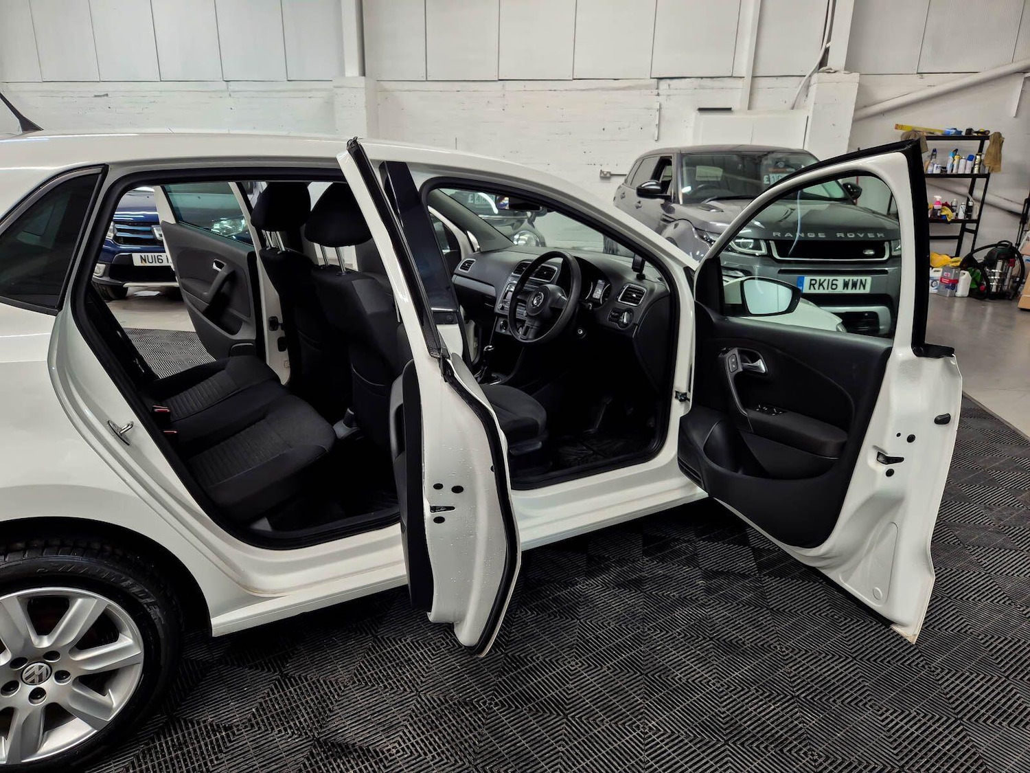 Used Volkswagen Polo for sale - 77549719: Photo 30