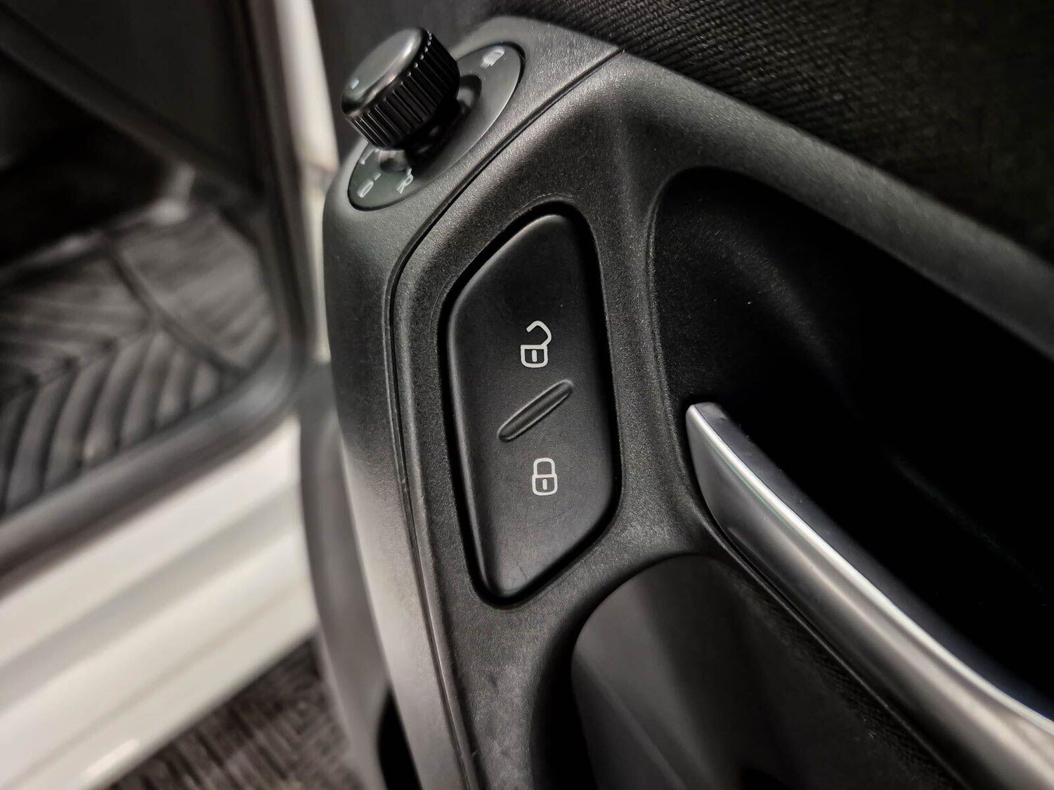 Used Volkswagen Polo for sale - 77549719: Photo 42