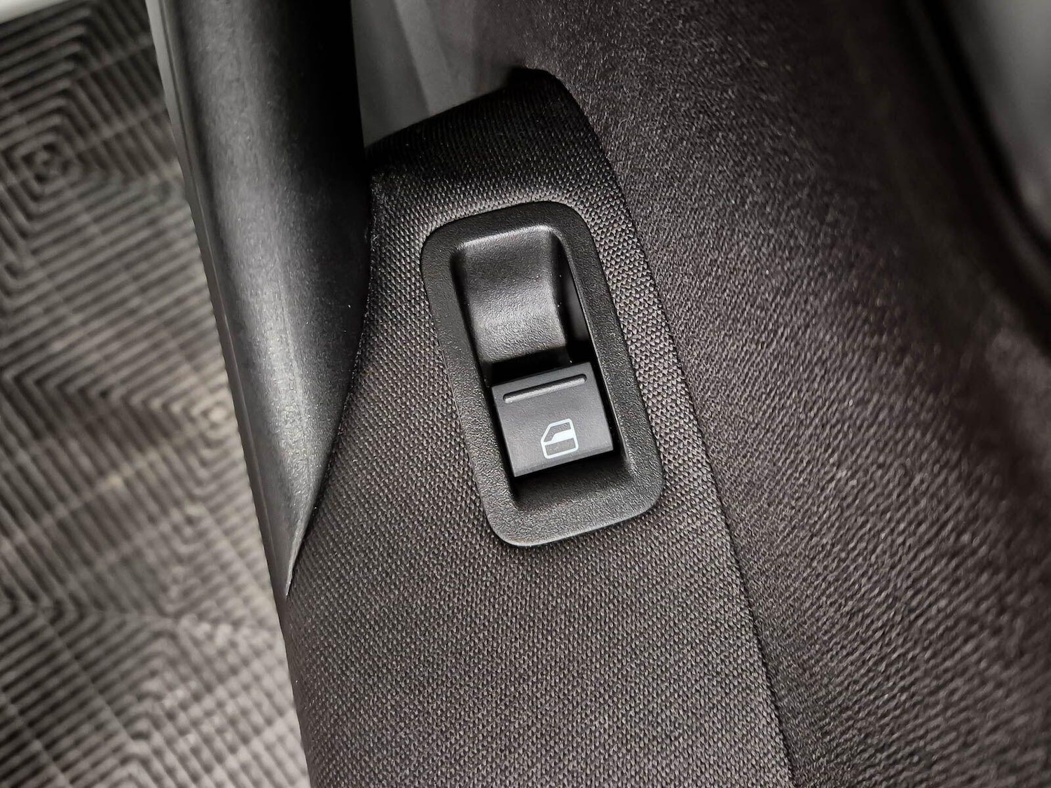 Used Volkswagen Polo for sale - 77549719: Photo 50