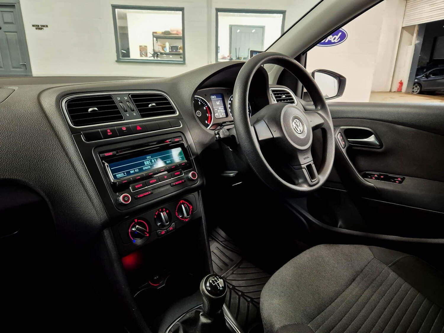 Used Volkswagen Polo for sale - 77549719: Photo 65