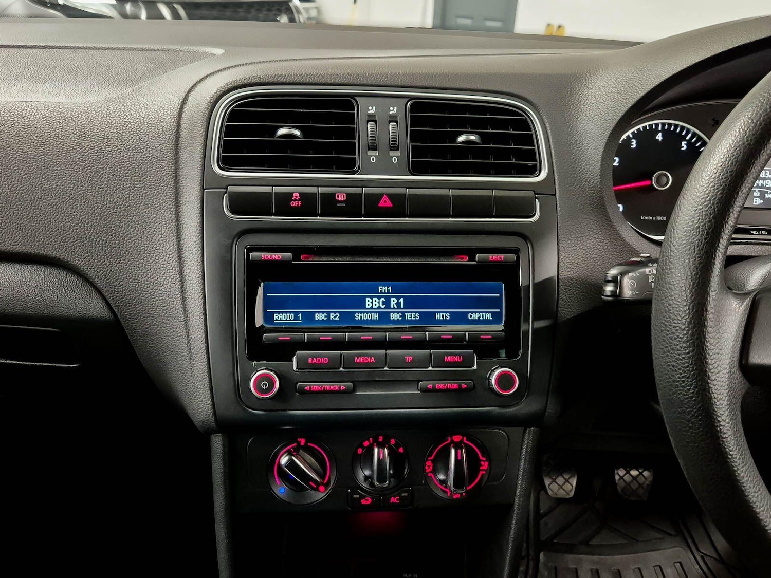 Used Volkswagen Polo for sale - 77549719: Photo 68