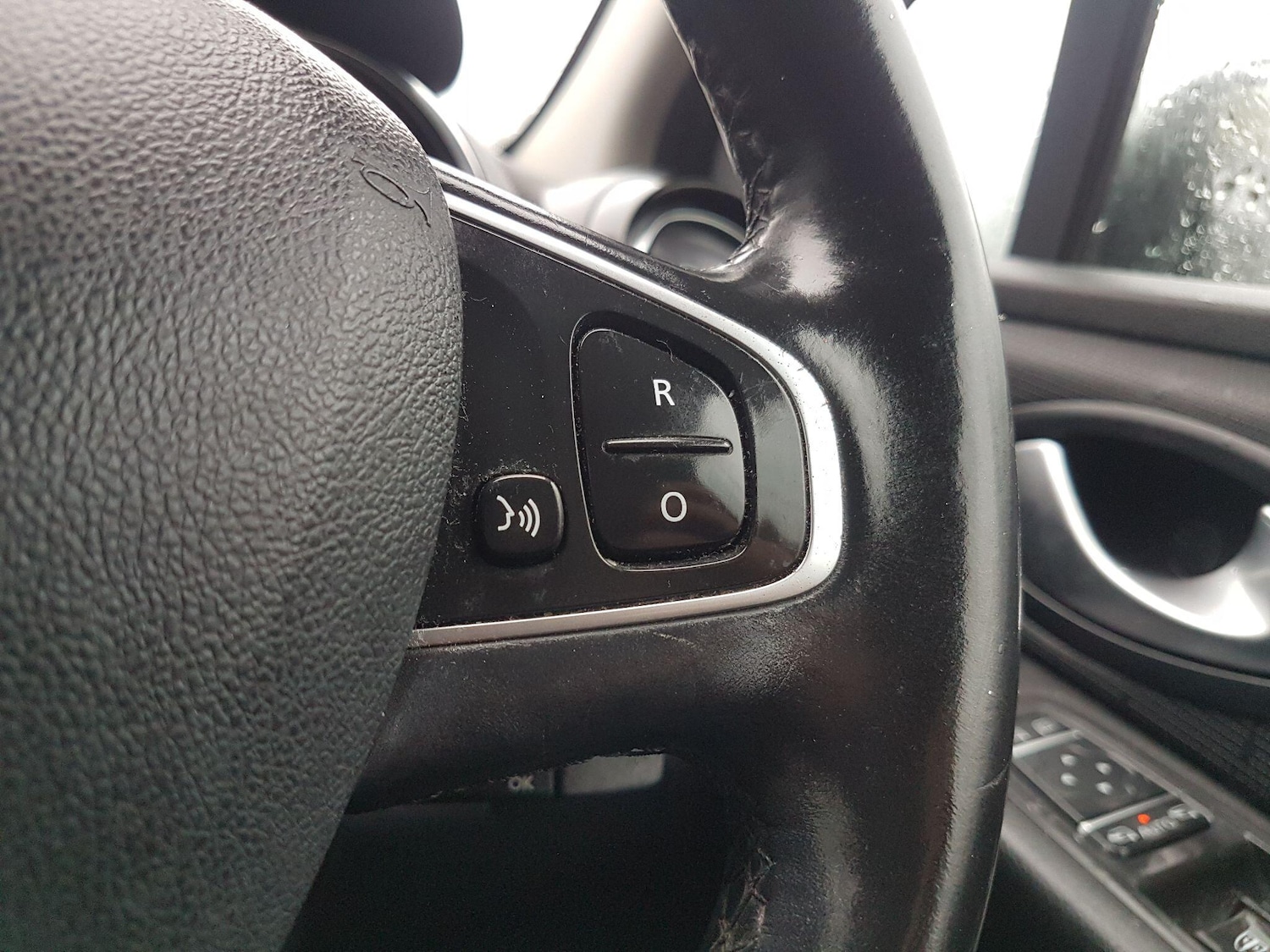 Used Renault Clio 2017 for sale - 76166931: Photo 18