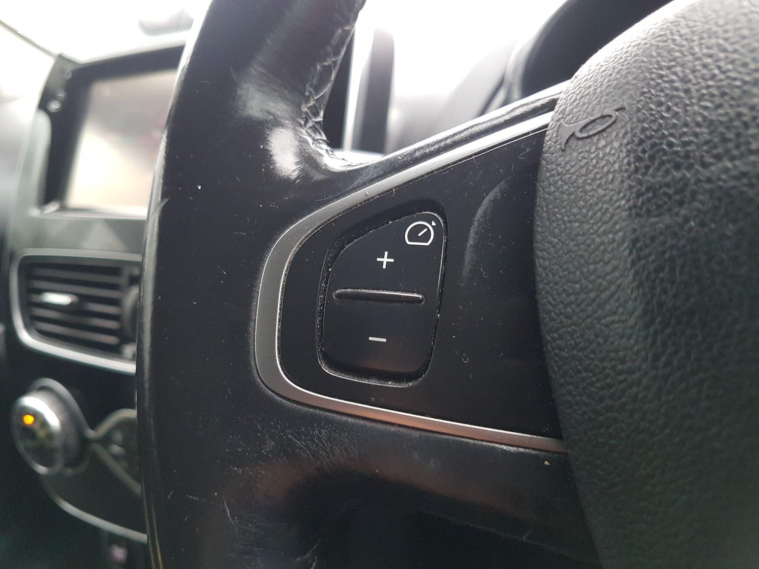 Used Renault Clio 2017 for sale - 76166931: Photo 19