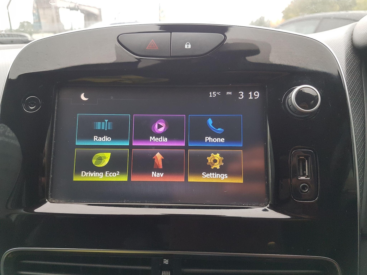 Used Renault Clio 2017 for sale - 76166931: Photo 22