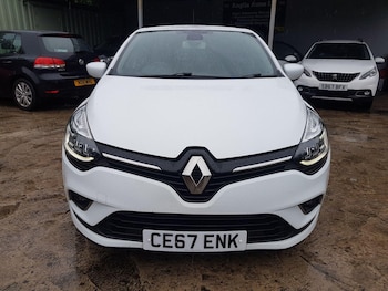 Used Renault Clio 2017 for sale - 76166931: Photo 2