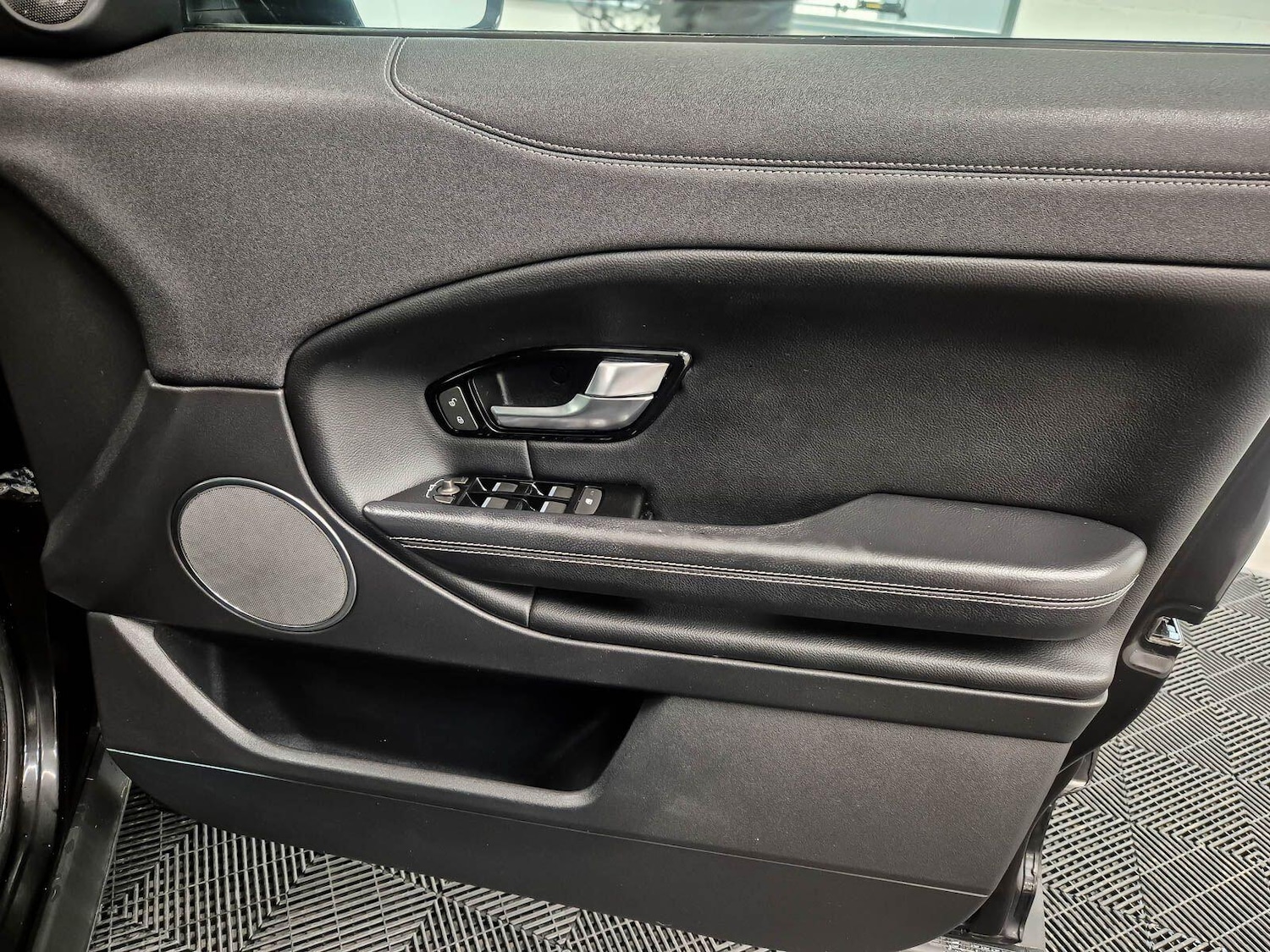 Used Land Rover Range Rover Evoque 2016 for sale - 77330764: Photo 38