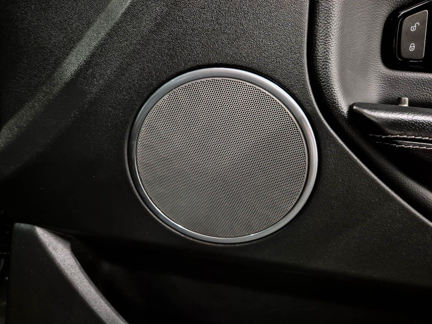 Used Land Rover Range Rover Evoque 2016 for sale - 77330764: Photo 42