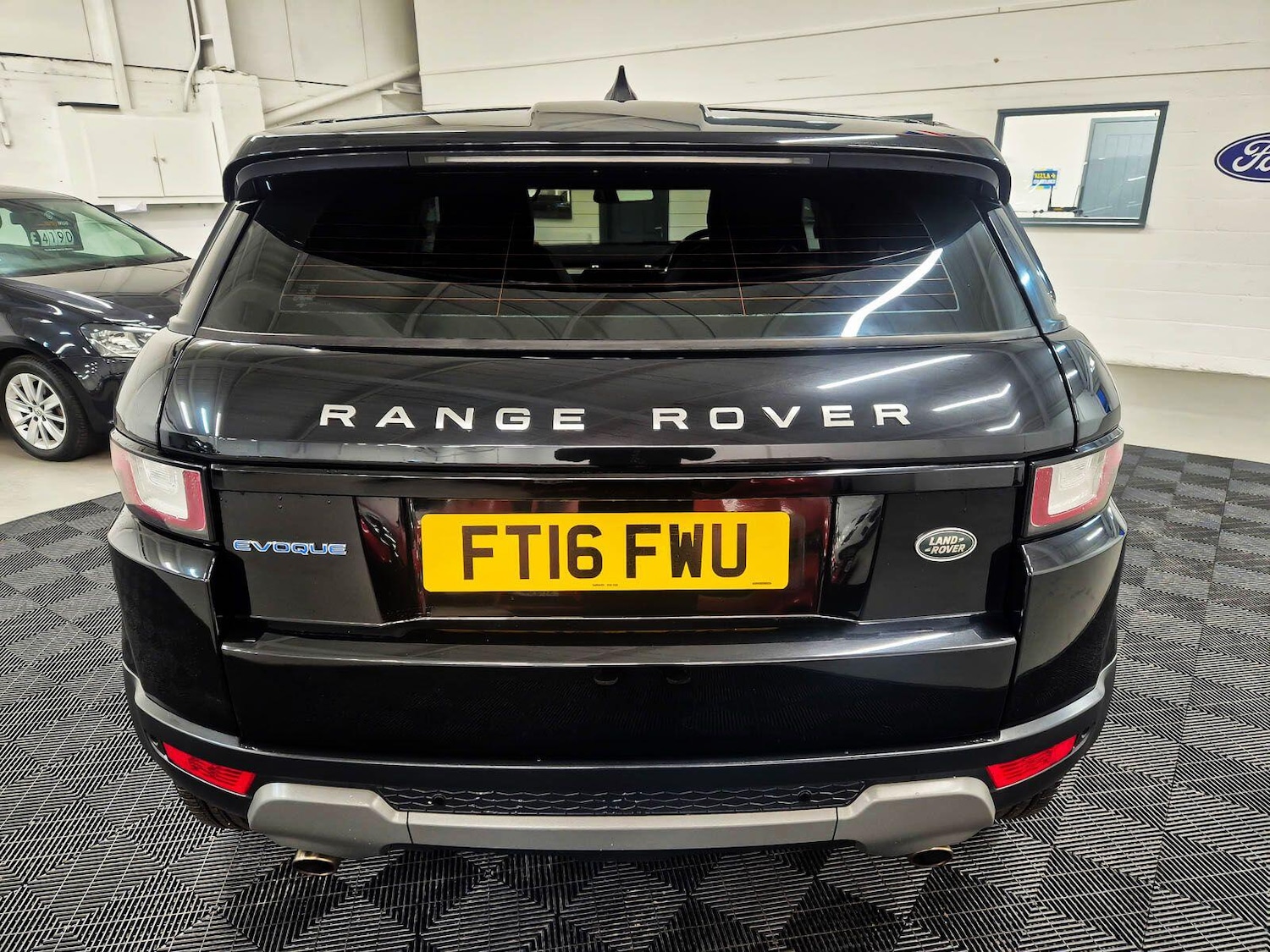Used Land Rover Range Rover Evoque 2016 for sale - 77330764: Photo 8