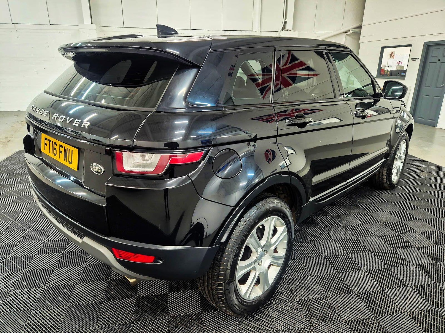 Used Land Rover Range Rover Evoque 2016 for sale - 77330764: Photo 9