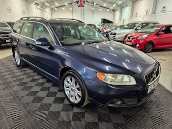 Used Volvo V70 2009 for sale - 78361545: Photo