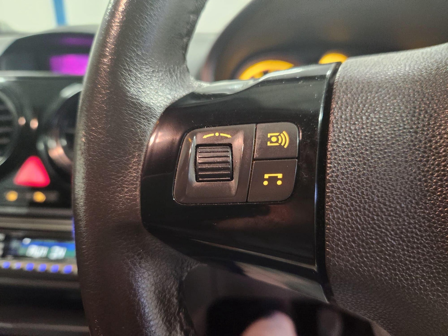 Used Vauxhall Corsa 2008 for sale - 77320956: Photo 17