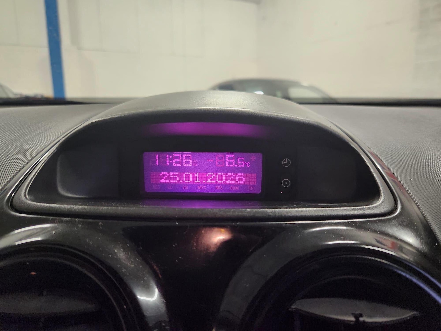 Used Vauxhall Corsa 2008 for sale - 77320956: Photo 18