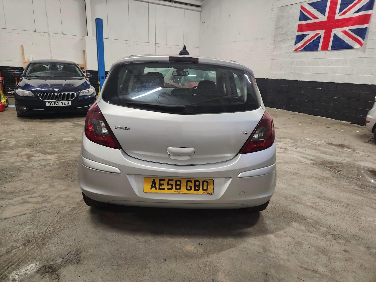 Used Vauxhall Corsa 2008 for sale - 77320956: Photo 3