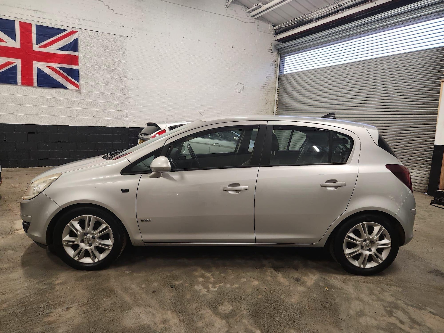 Used Vauxhall Corsa 2008 for sale - 77320956: Photo 5