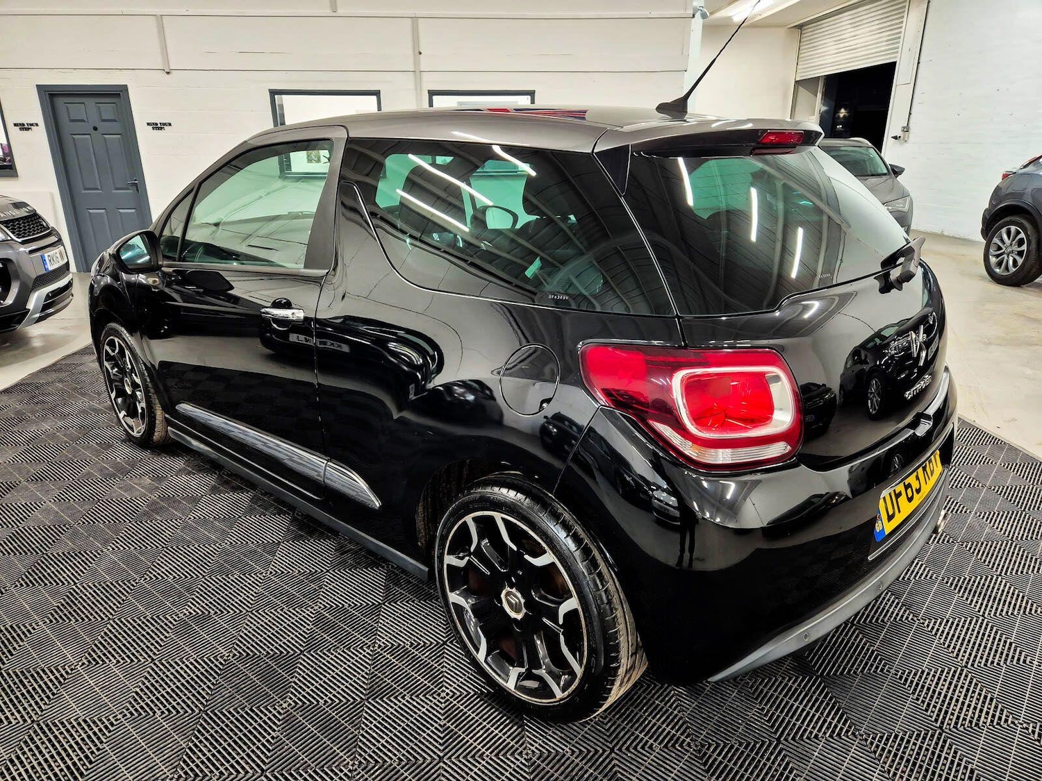 Used Citroen DS3 2014 for sale - 77550126: Photo 4