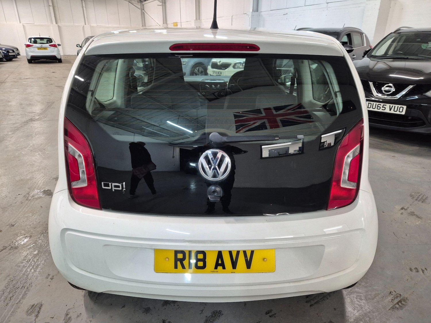 Used Volkswagen up! 2013 for sale - 76899634: Photo 5