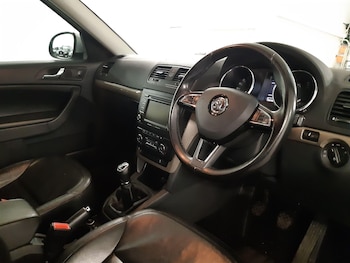 Used Skoda Yeti 2014 for sale - 76701009: Photo