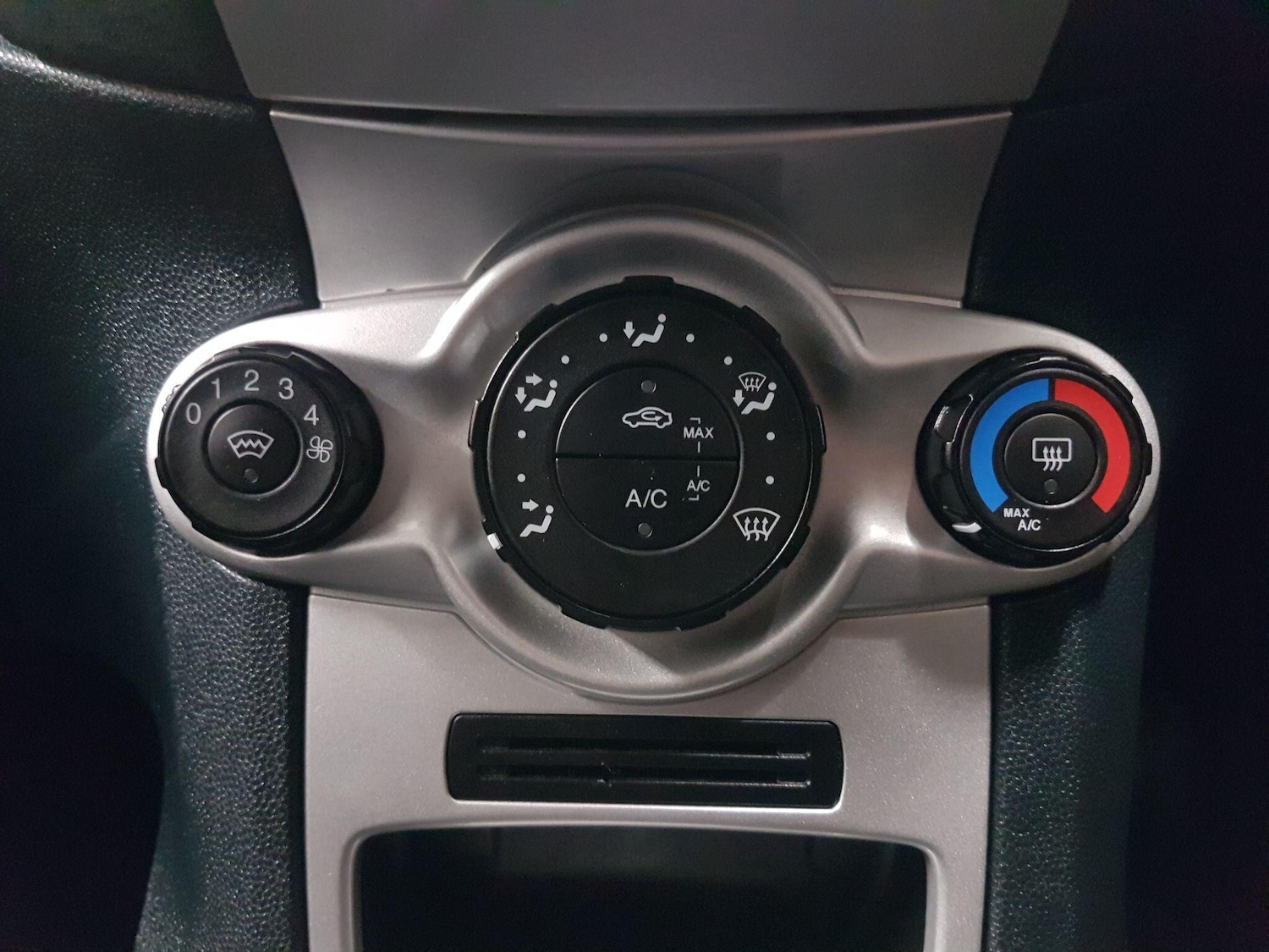 Used Ford Fiesta 2012 for sale - 76484525: Photo 20