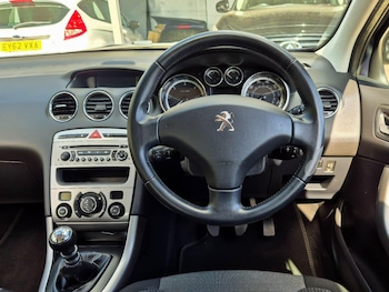 Used Peugeot 308 2012 for sale - 75478124: Photo