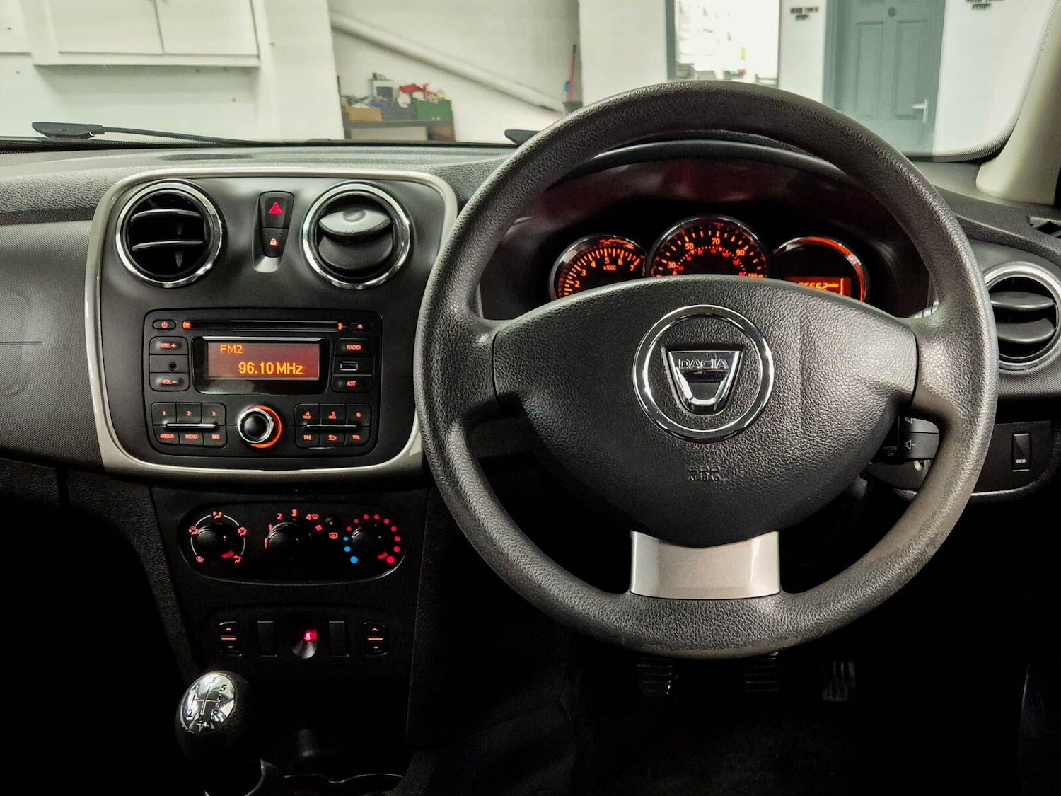 Used Dacia Sandero Stepway 2016 for sale - 78127395: Photo 2