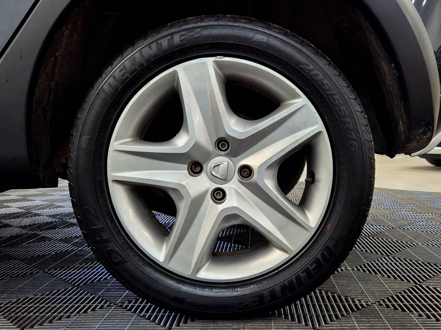 Used Dacia Sandero Stepway 2016 for sale - 78127395: Photo 29