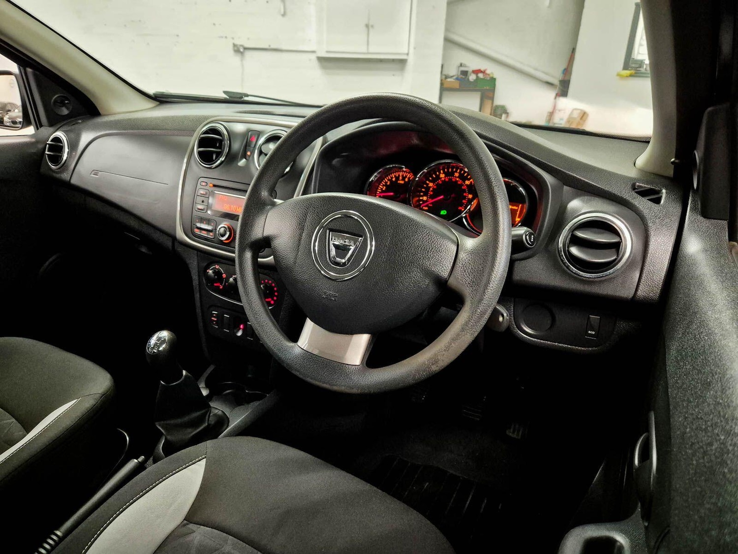 Used Dacia Sandero Stepway 2016 for sale - 78127395: Photo 35