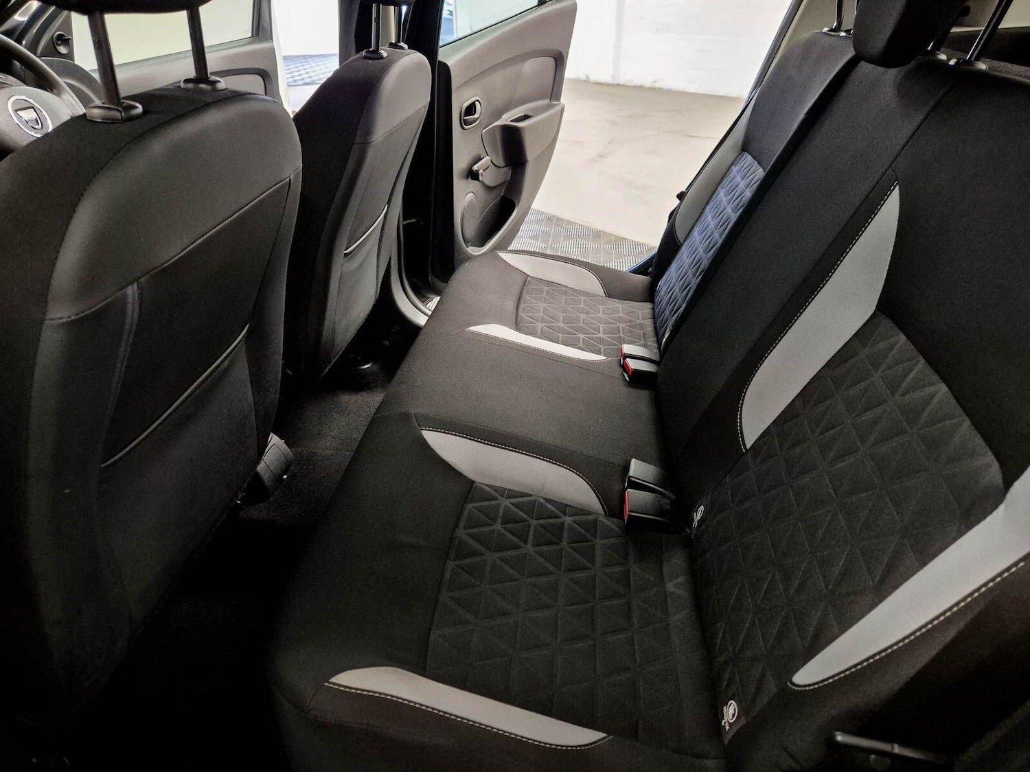 Used Dacia Sandero Stepway 2016 for sale - 78127395: Photo 54