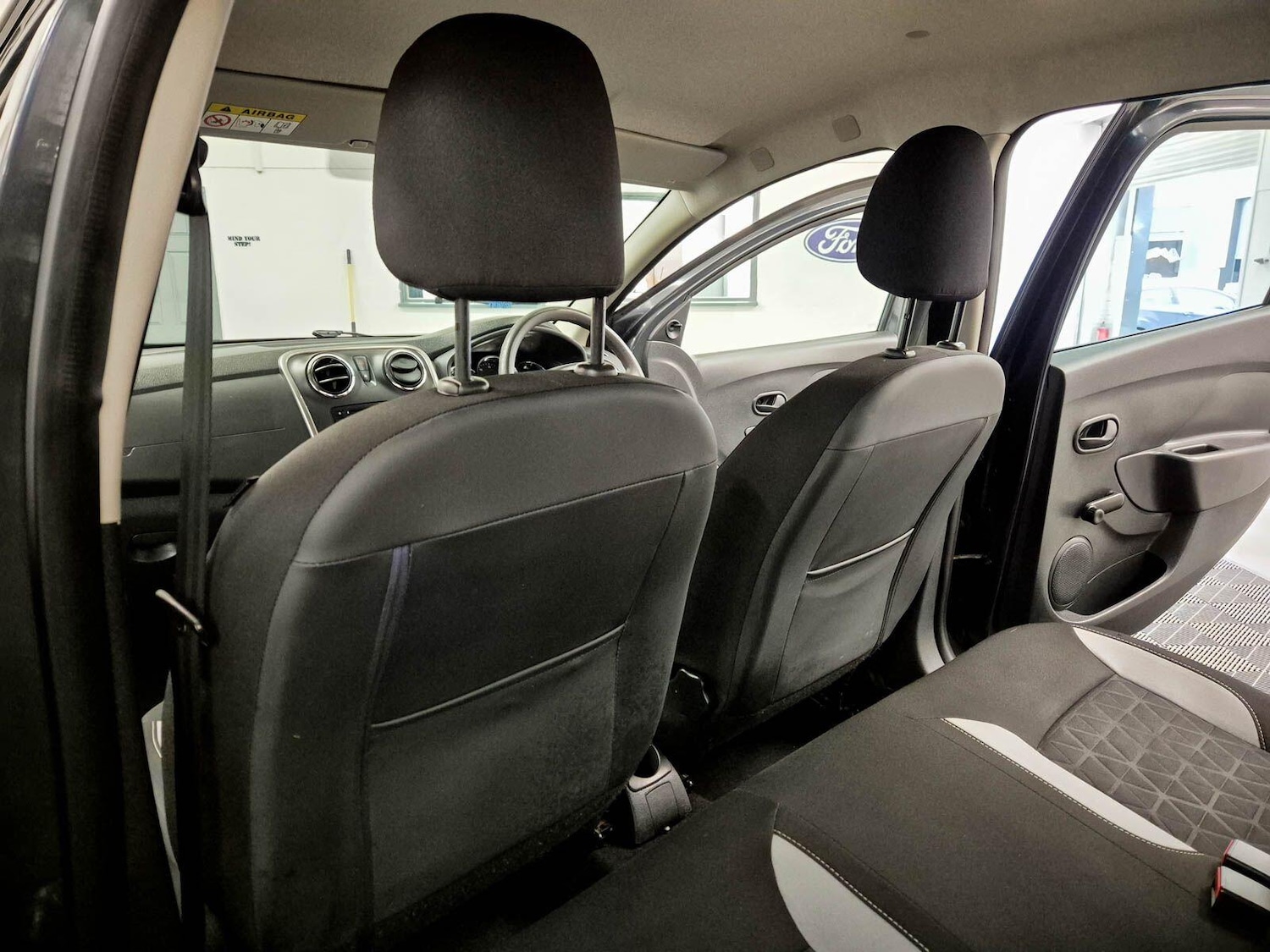 Used Dacia Sandero Stepway 2016 for sale - 78127395: Photo 55