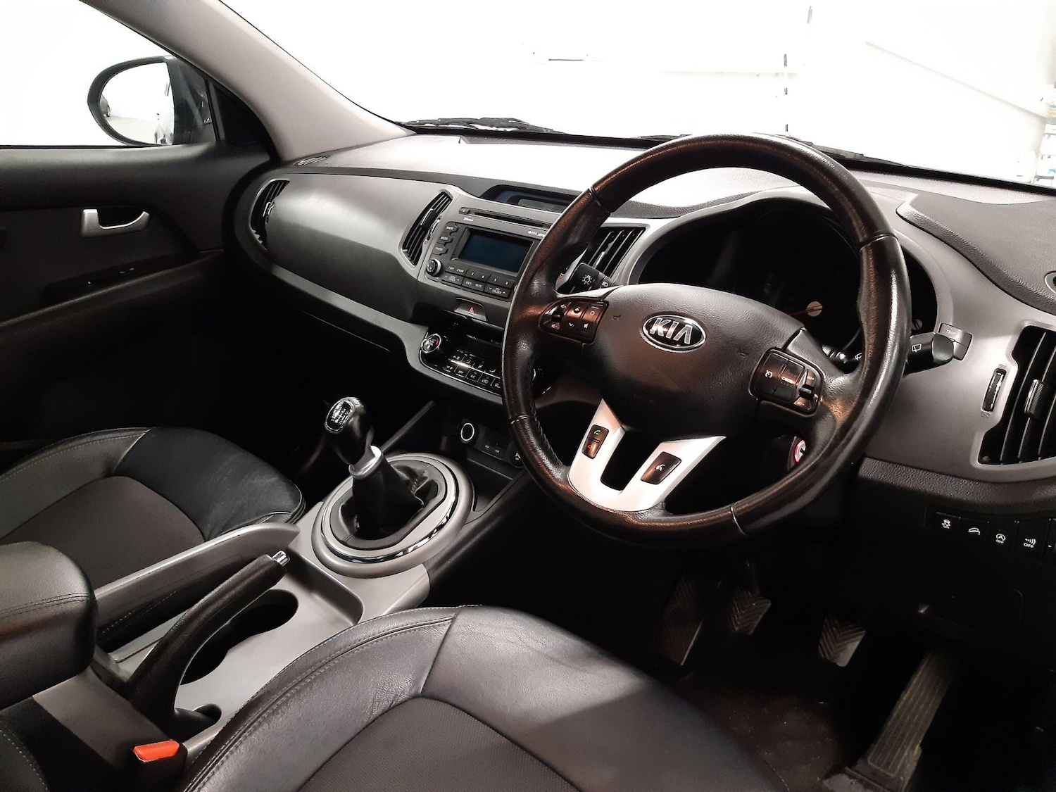 Used Kia Sportage 2015 for sale - 76619892: Photo 2
