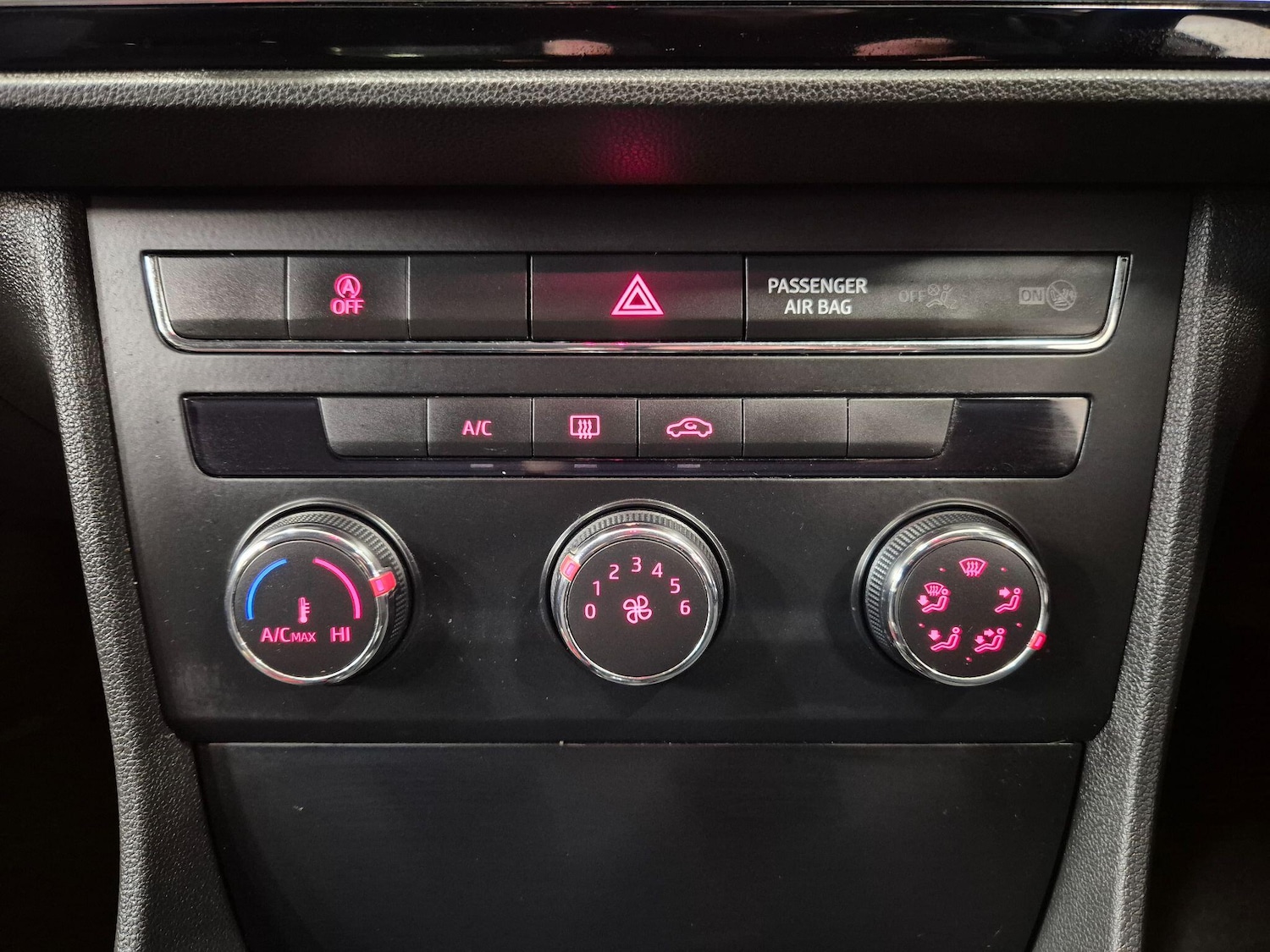 Used SEAT Leon for sale - 77229737: Photo 64