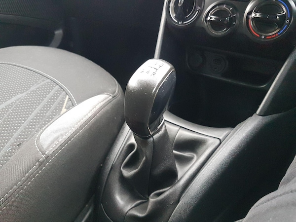 Used Peugeot 208 2013 for sale - 76175321: Photo 11