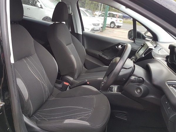 Used Peugeot 208 2013 for sale - 76175321: Photo 2