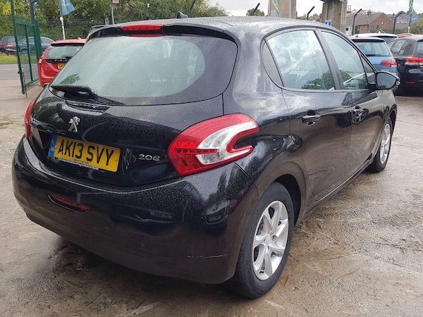 Used Peugeot 208 2013 for sale - 76175321: Photo 9