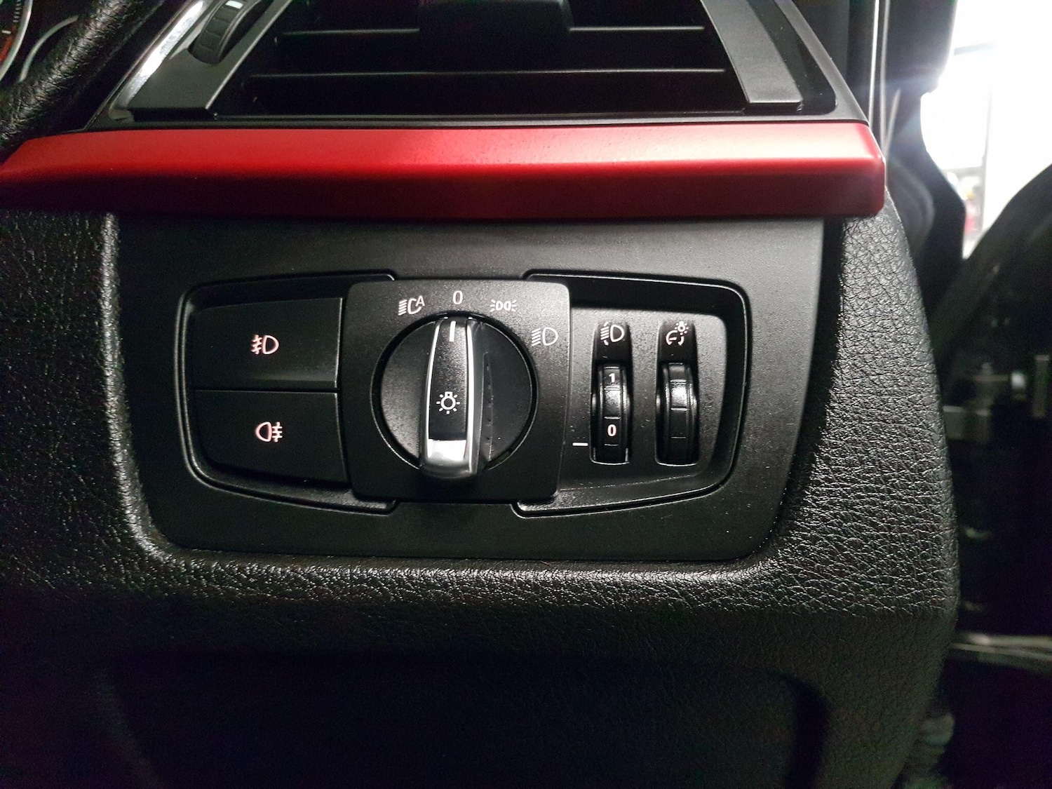 Used BMW 3 Series 2015 for sale - 77066682: Photo 16